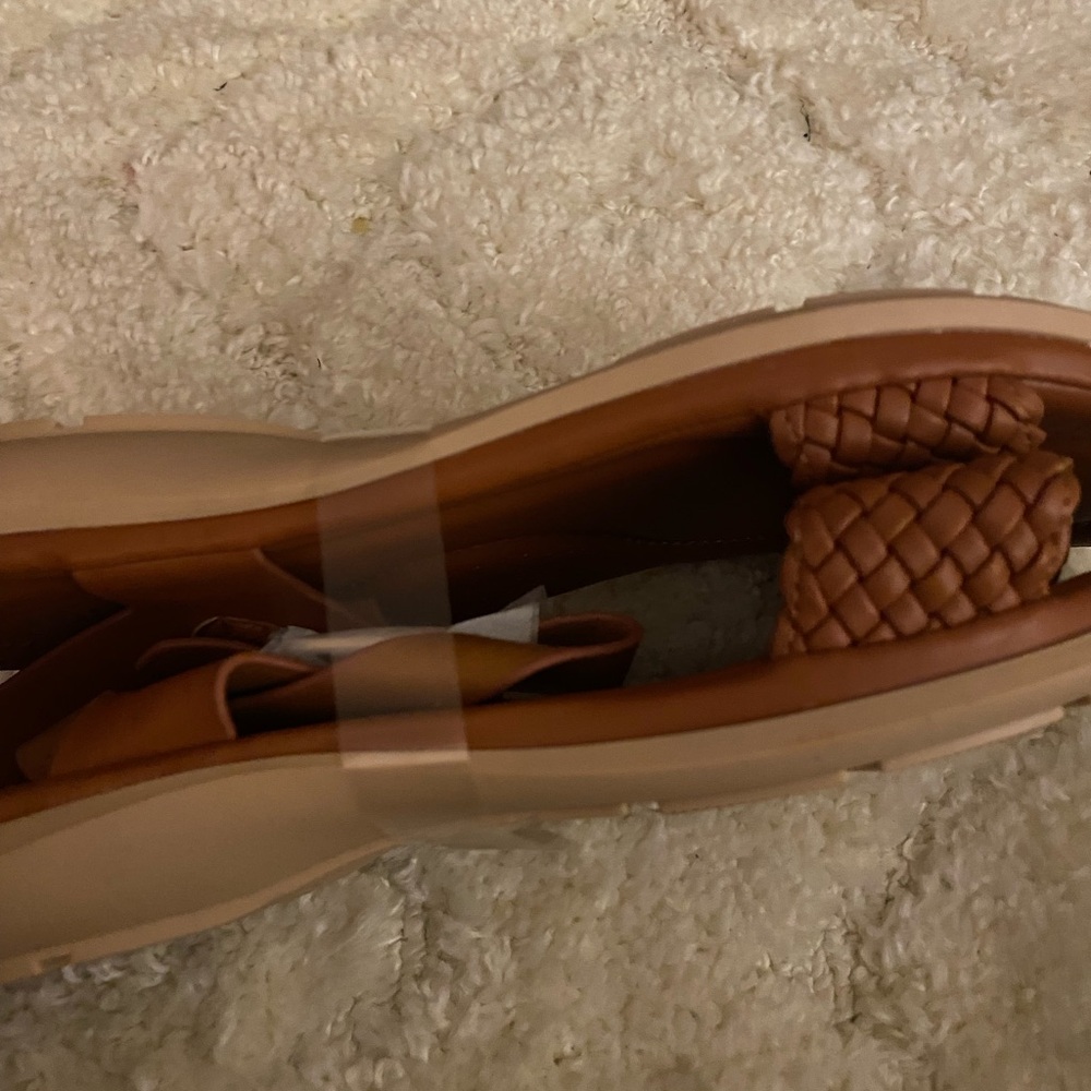 Stylish Tan Leather Loafers for Women